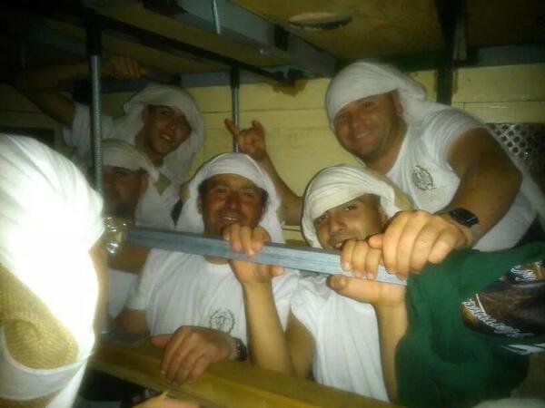 Vaya colita tenemos niñoo !!