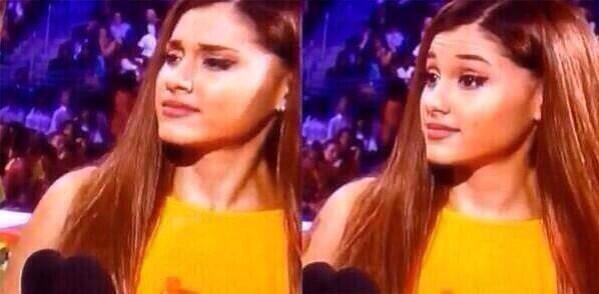 remaingrande's tweet image. haha kocham arianators #ArianatorsLeakedProblem