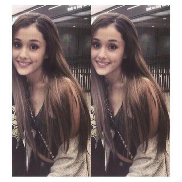 yunsjoon's tweet image. #ArianatorsLeakedProblem BUT IS THIS ARIANA AT THE AIRPORT IN MARYLAND OR