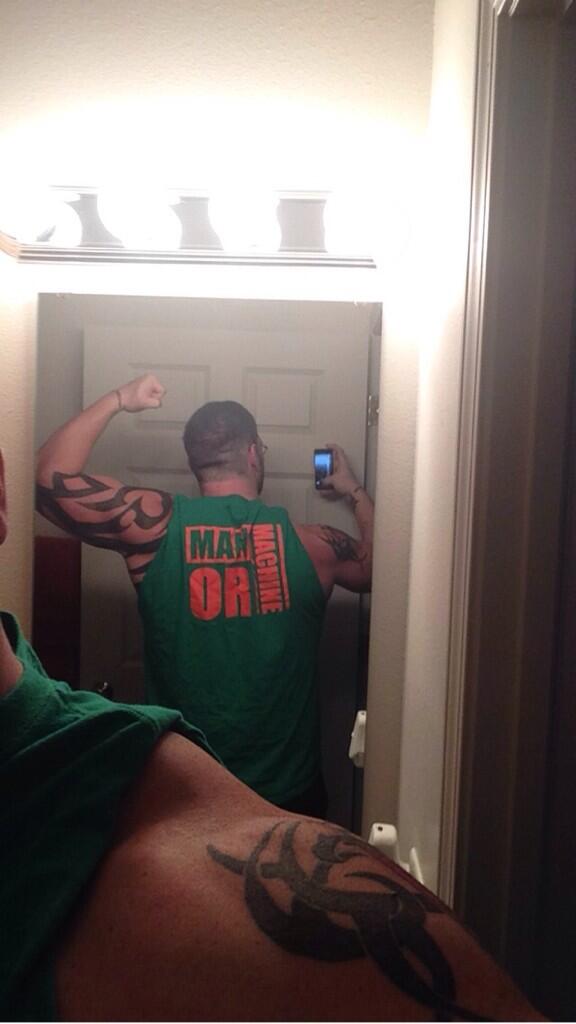 Mutant_Mazzey's tweet image. @LeanMApparel @ElleJayR @cwilliams400 #ManOrMachine #LeanArmy