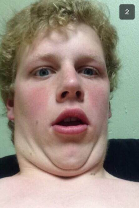 HOLSelfies's tweet photo. Carson Tunheim-Detroit Lakes http://t.co/SkizDf85up
