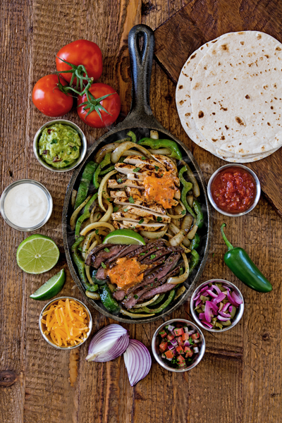 1MzWhoDat's tweet photo. Enjoy a new twist on a classic favorite w/ @Chilis NEW Mix &amp; Match Fajitas! #SizzleOn http://t.co/PWDNMVj2I0
