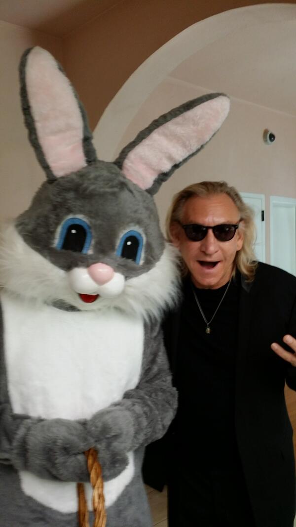 HeymanHustle's tweet image. DUDE! I saw @JoeWalsh with a six foot tall bunny! And so,now we ALL get examined for who is dropping the LSD!  #Eagles