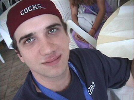 How did I just now see the hat?!