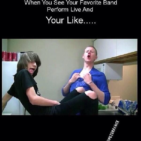 NeverGivingIn_7's tweet image. xD haha #BryanStars #johnnieGuilbert  #FavoriteBands @BryanStars @JohnnieGuilber1