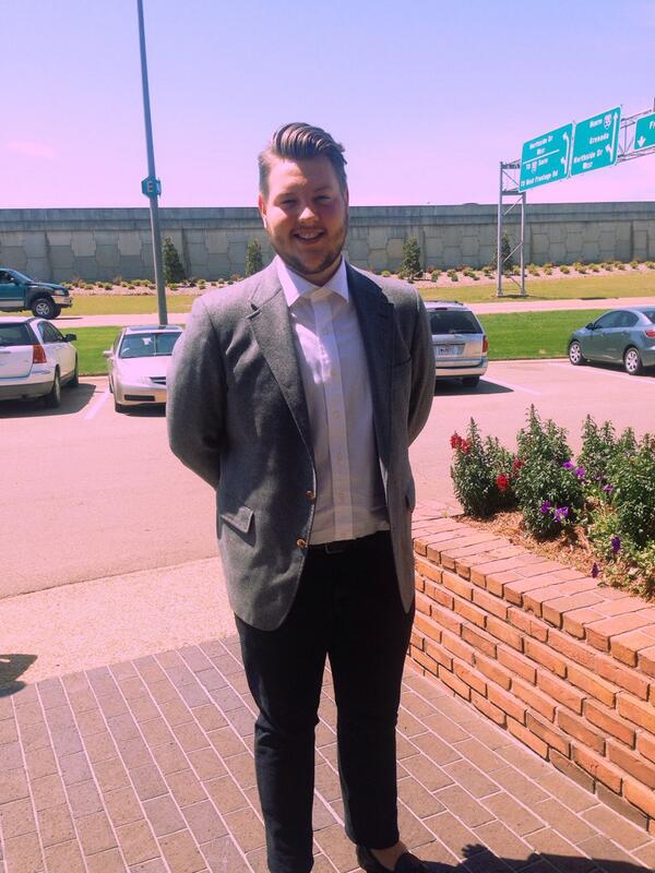 alexsuber's tweet photo. Well since everyone else is doing it... #soloeaster http://t.co/clq7sbTYeG