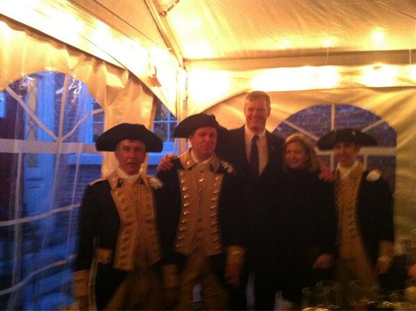 RevEverett's tweet photo. @CharlieForGov with the Lexington MinuteMen at the Old North Church Lantern Ceremony #Boston #PatriotsDays #mapoli http://t.co/Vbriu9ZBy7