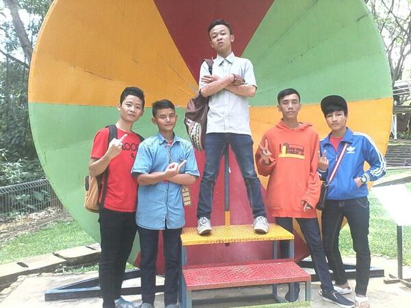 armais_ tweet picture