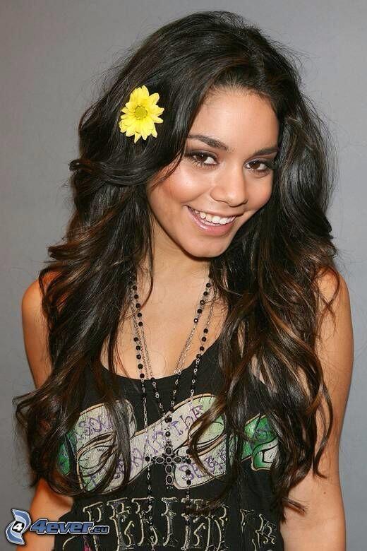 Smile! Flower in my hair