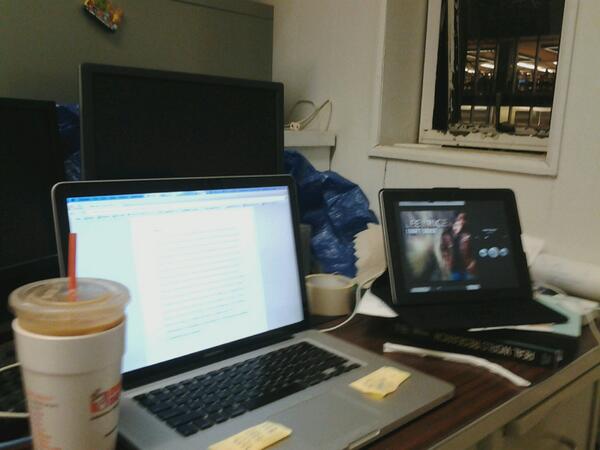 nthads's tweet photo. #pgp #whatareholidays #majorpaper #spotify #gradstudentsrunondunkin #notenoughhoursinaday #socloseyetsofar http://t.co/8hc6nlRoWi