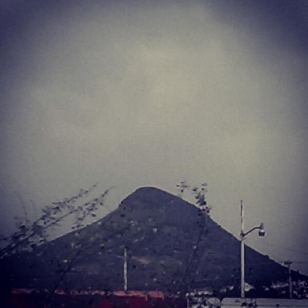 pavelplaysbass's tweet image. Diría Mexprog, Jaquen - la montaña: iniciando el viaje #tw #TeamMexprog