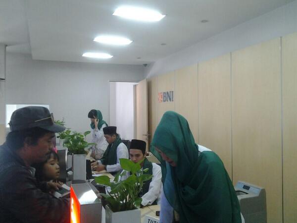 Foto : Memperingati Hari Kartini 21 April 2014 di BNI Cabang Koja, Jakarta.