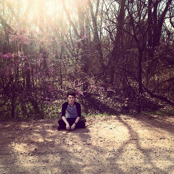 nzasew's tweet photo. "@greysonchance: this insomnia won't #keepmefromu http://t.co/82EpGFmmX8"