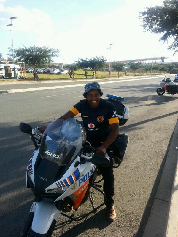 monyake40's tweet image. 