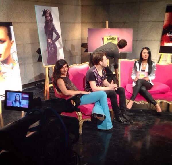 İlk kez Bilgi Universitesi'nde bir universitenin tv programina konuk oldum sevgili <a href="/Ayhan_Yetgin/">Ayhan Yetgin</a> ile, çok eglendik...