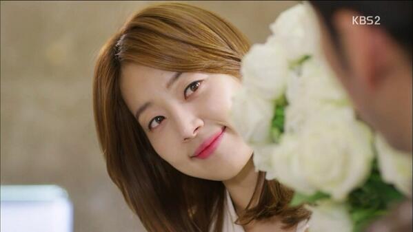 Rex_Diamond's tweet image. [RexDiamond with STAR]

세로와 영원의 아름다운 해피엔딩!
&amp;lt;KBS2 태양은 가득히&amp;gt; 최종회!
장미꽃을 주문한 그녀와 배달온 그,
아름다운 해피엔딩 결말이었습니다.