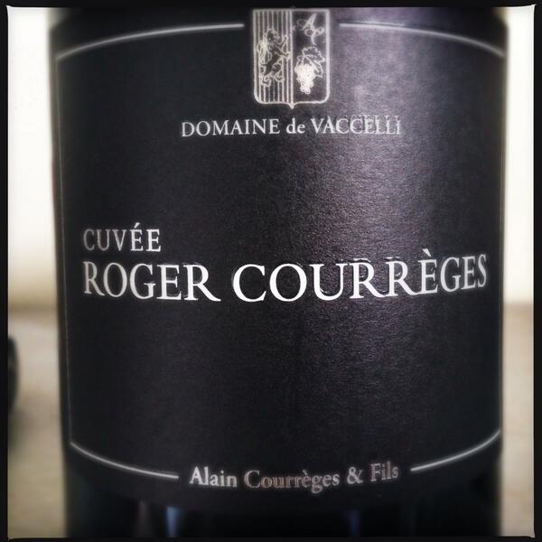 Domaine de #Vaccelli, cuvée 'Roger Courrèges' (#Ajaccio). #Sciaccarello. Beaux arômes de fraise des bois