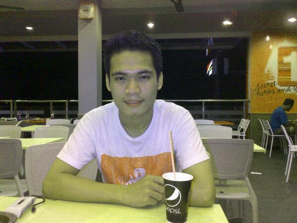AwaehJr tweet picture