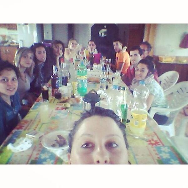 ComparsAradia's tweet photo. Mini Barbacoa de parte del elenco Aradiense. http://t.co/DypobahzP3