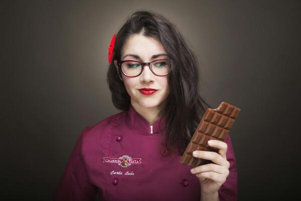 DelaTarta's tweet photo. ¿Alguien quiere chocolate?@Tescoma @BoschHomeEs @Derek_Pedros @bcncookies http://t.co/YWpyXHZKyp
