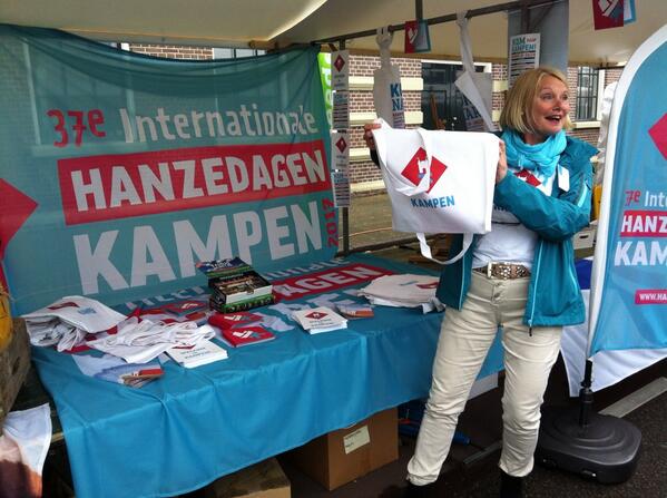 Lekker druk en gezellige sfeer bij <a href="/SailKampen/">Sail Kampen</a>! En ondertussen bezoekers stimuleren 'gewoon' terug te komen!