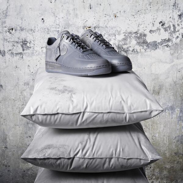 1948london's tweet photo. The leather uppers are finished with a waxed coating.  #PIGALLEAF1 http://t.co/yCgIGFbW4G