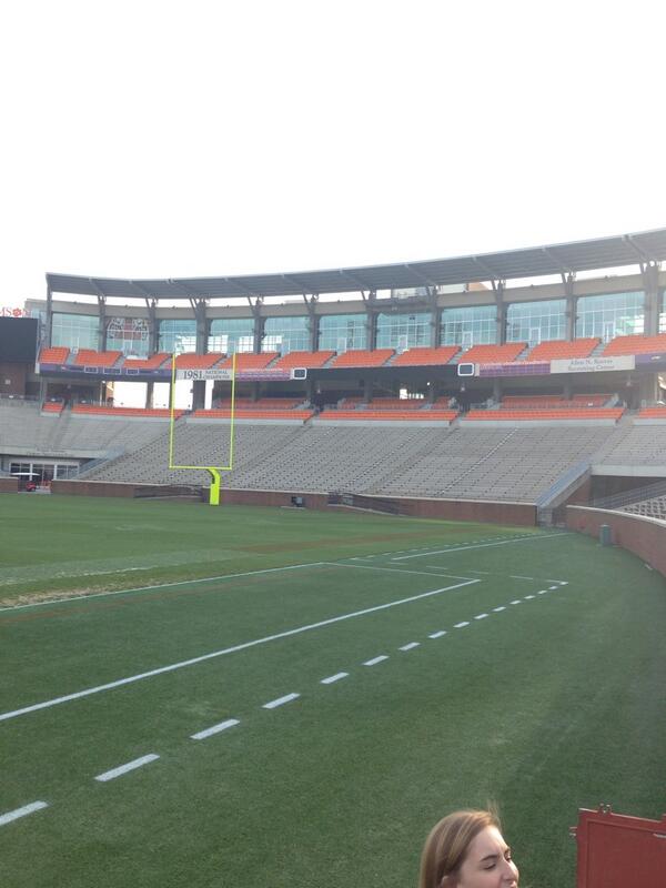 CUOAcampbell's tweet photo. Where the blue ridge yawns it's greatness... #cuorientation http://t.co/N4rFzXv3H6
