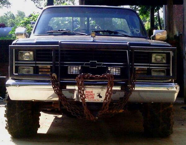 Truckpicsdaily's tweet photo. #Chevy http://t.co/KhEE649ldY