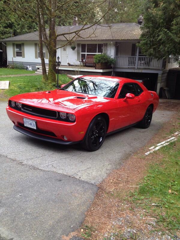 pylon39's tweet photo. My truck looks different... But I can't figure out why? http://t.co/83I876V6mc