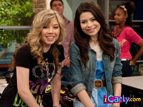 “<a href="/puckett_yah/">Sam Puckett</a>: BFF! ” :)