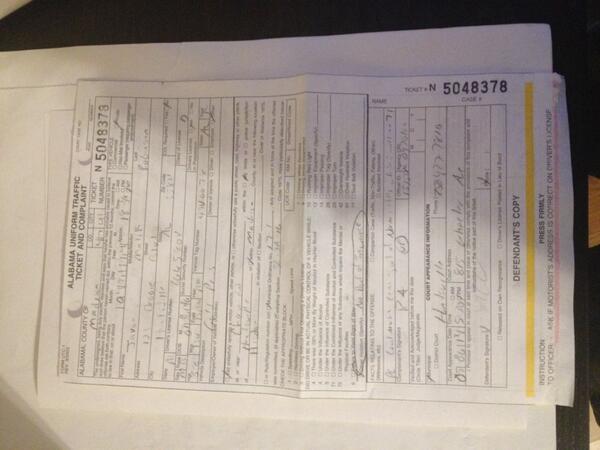 RobinsonJavon's tweet photo. These cops out here stay trying 2 give niggas tickets this cop stopped 5 people of the same road in less then 2o mins http://t.co/UAuvq0I5Uw