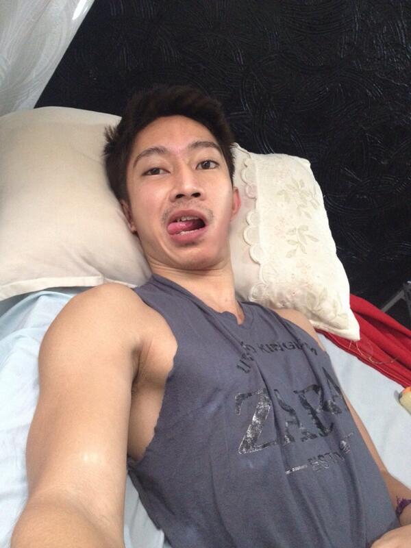 andythiara's tweet photo. Happy gud preLunch y'all !@GayMks @gay_makassar @501topmks @GayMakassar_ID @ http://t.co/GYkPegt0L3