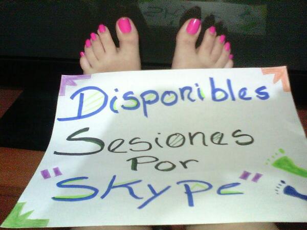 Amys_toes's tweet photo. Interesados? #feet #foot #skype #toes #footfetish #fetiche #pies #feetworld @CastingDePies @FeetLover084 @rondurdd http://t.co/8VsqwVYSmm