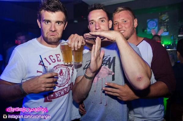 OwainLloyd1's tweet image. Loosest of weekends at Byron.Tripod on tour should be interesting  @LewisReece2 @BenCullen_ #nomans #creesy #Anteater