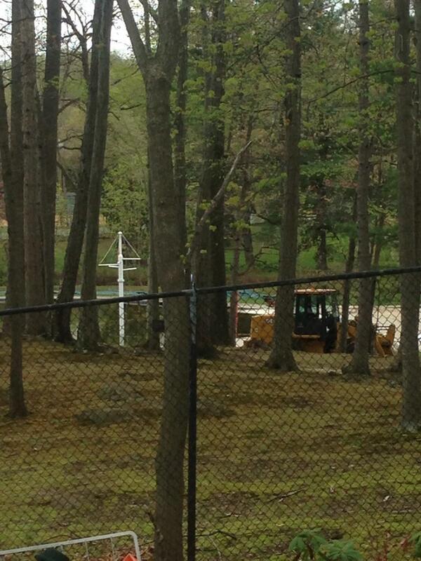 fuscomkt's tweet photo. @Wclpool day two the cover fully removed and the cleaning of the pool begins for the 2014 season http://t.co/H1Ztpdbbwv