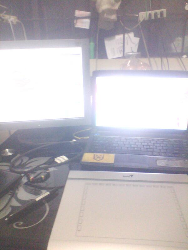 ArtisticTambay's tweet image. Dual screen beybehhh. #fasterworkflow