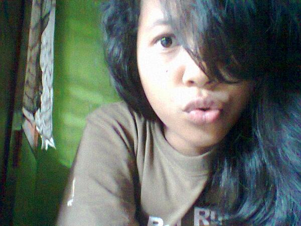 Widyaazahwaa_'s tweet image. Insom!!~ "@Nanyanesian: #SuccessInEnglish Insomnia? Punya Foto Manyun? Mention :)"