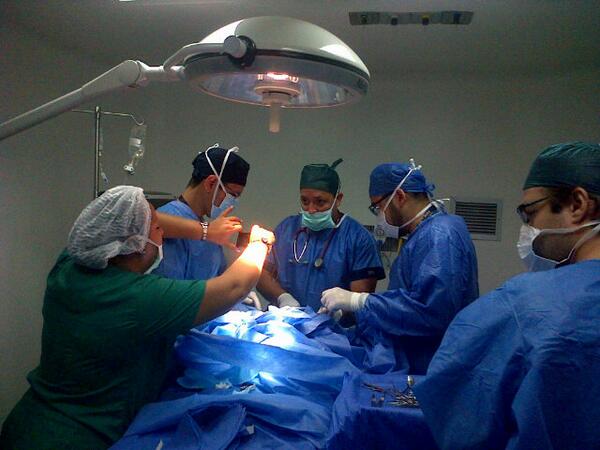mardepalos's tweet photo. @AlbertoRavell Operación Sonrisa en Valencia IVSS Guada Lacau que buena obra http://t.co/JDh6NgCrHY