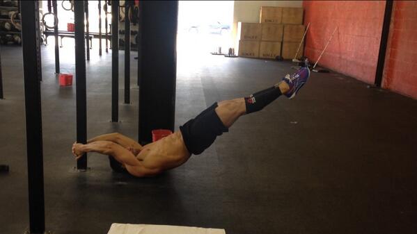 RippedTogether's tweet photo. Going to be teaching a progression this week on how to do Levers (or candlesticks) from the floor! Stay tuned daily! http://t.co/7Fzuj0tDvV