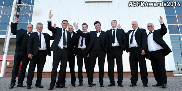 SouthamptonFC's tweet photo. PHOTO: A group of fans prepare to enter St Mary’s for what’s shaping up to be a great night. #sfcawards2014 http://t.co/6fYifO7Etj