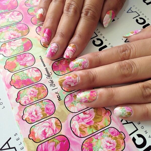 trymbl's tweet image. The Best Nail Stickers For Ladies Who Love Nail Art beautyhigh.com/nail-stickers/ via @beautyhigh