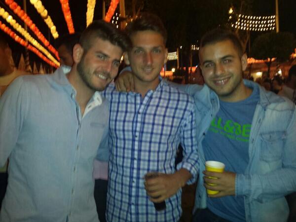 josCarlosRb's tweet photo. Lunes peskaito @PepeFuentesHerr @Antoniocosola http://t.co/S78vI7QTNY