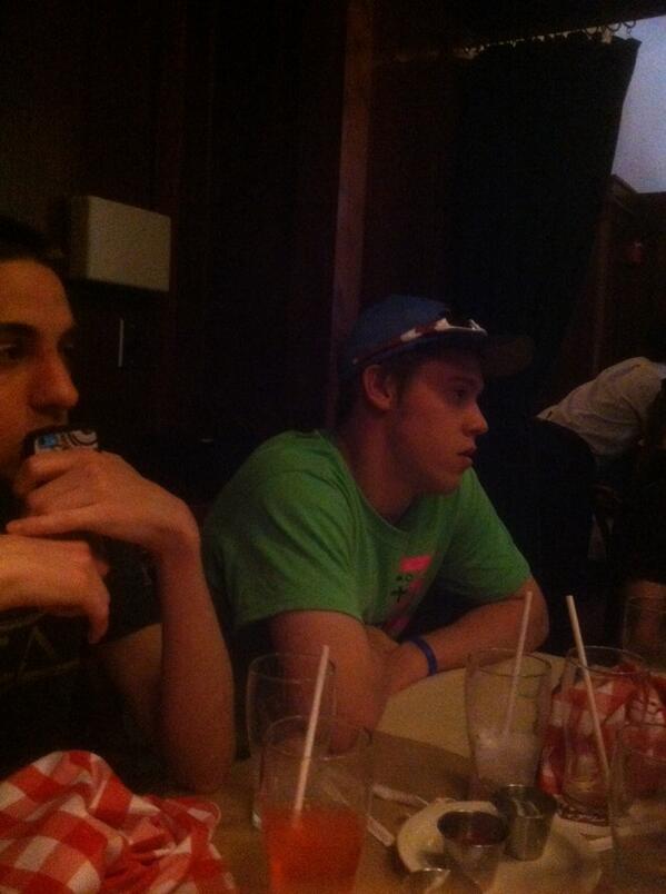 ayebrah311's tweet photo. @SteenerT The face of a champion - @TravisWalker3 #champion #travis http://t.co/dydskk6ZxH