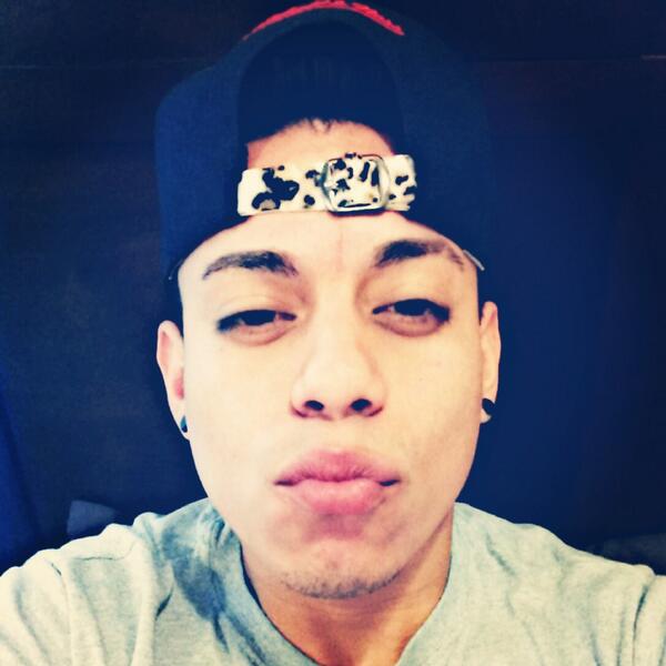 Corlinf's tweet photo. ;) <3 <3 http://t.co/UWVYi23ov4