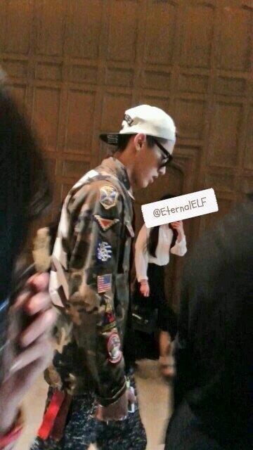 EternalELF's tweet photo. Kris at hotel in LA 140502 http://t.co/YtHnMAY950