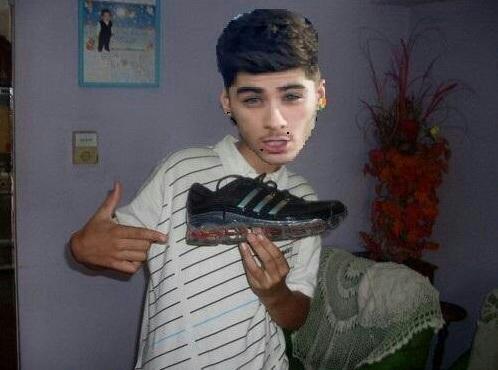 RoDirection_'s tweet image. Se filtro foto de zayn en la villa 31 :3 JAJAJAJA