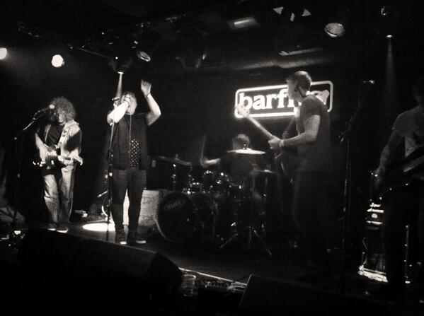 Emma_StopPress's tweet photo. @Runyounglovers at Barfly Camden ❤ http://t.co/CWbLPXZM3F