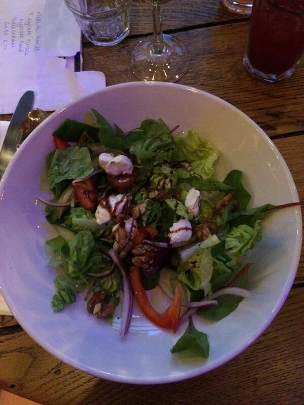 BexPorritt's tweet photo. Is this some kind of sick joke @RevolutionLeeds £10 salad http://t.co/riqJ1u53Ab