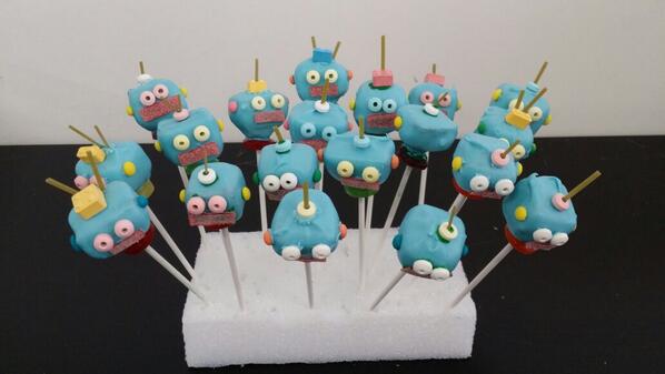 RoboticsforFun's tweet image. My student made me cake pops for my birthday! I feel so special!