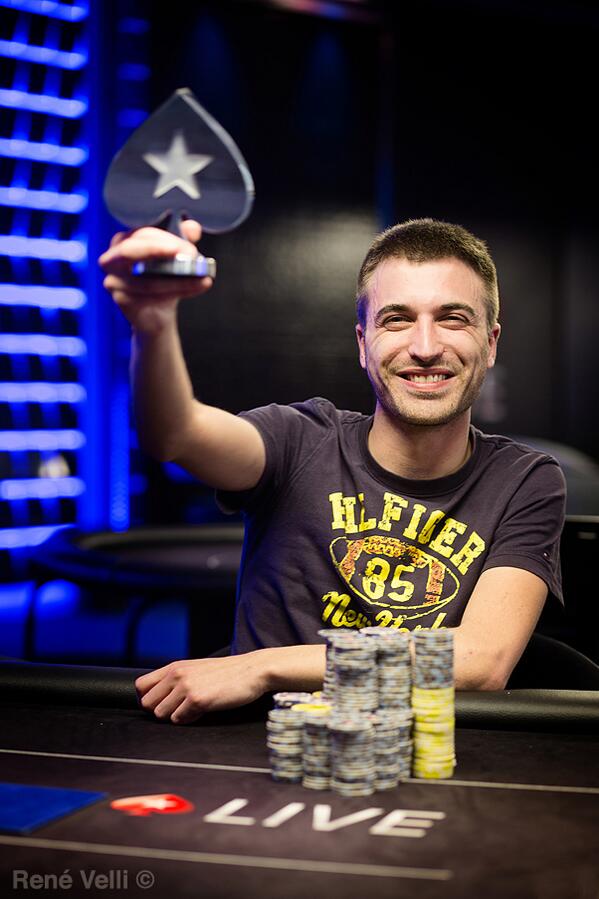 PokerStarsSpain's tweet photo. Antonio López se corona como campeón de las #EstrellasSeries Madrid III. ¡Enhorabuena!
http://t.co/glmQpfPL7W http://t.co/ytkv4bGGC8